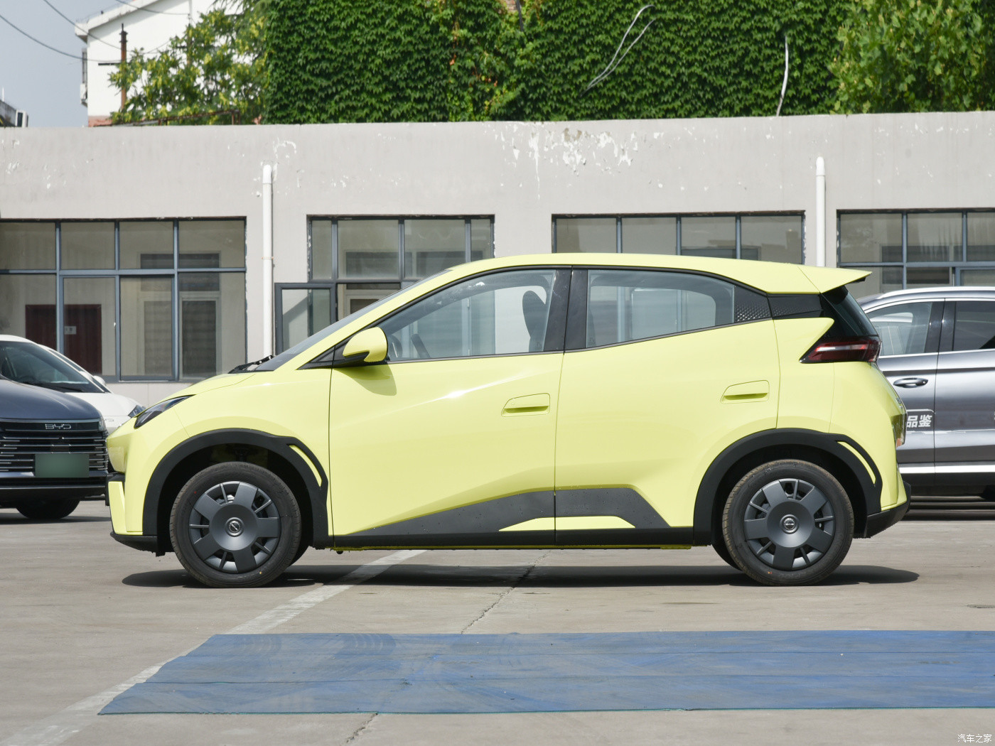 Dynamic Version BYD Full Electric Car 4 Seater Electric Car Seagull 2023