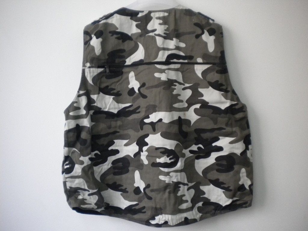 vest, mens waistcoat, camouflage in T/C 80/20 fabric, fishing vest, fishing waistcoat, casual vest, casual waist coat