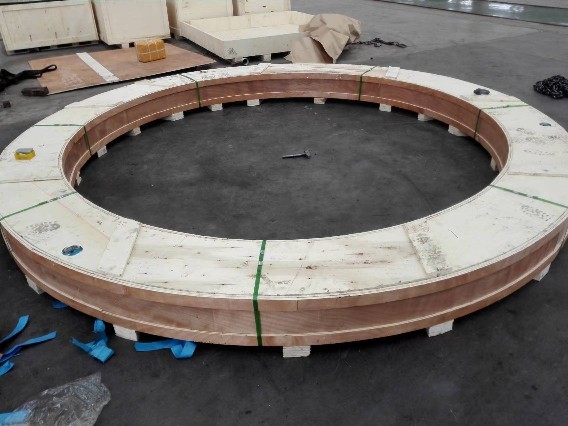 Factory Customized Nonstandard Heavy Excavator 50Mn and 42Crmo slewing ring bearing