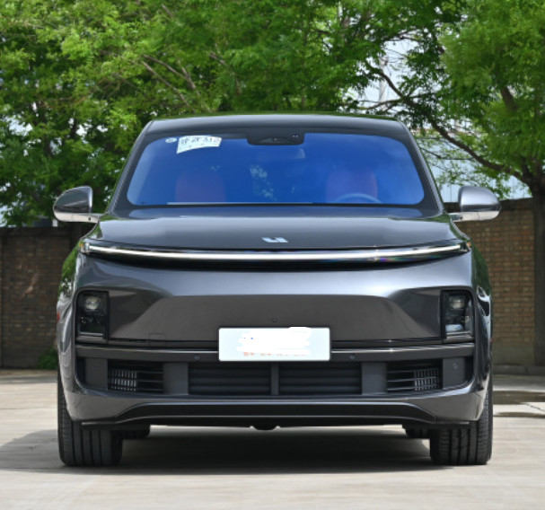 LI L8 2023 Air Version Electric vehicle single speed gearbox 5 Door 6 seats SUV