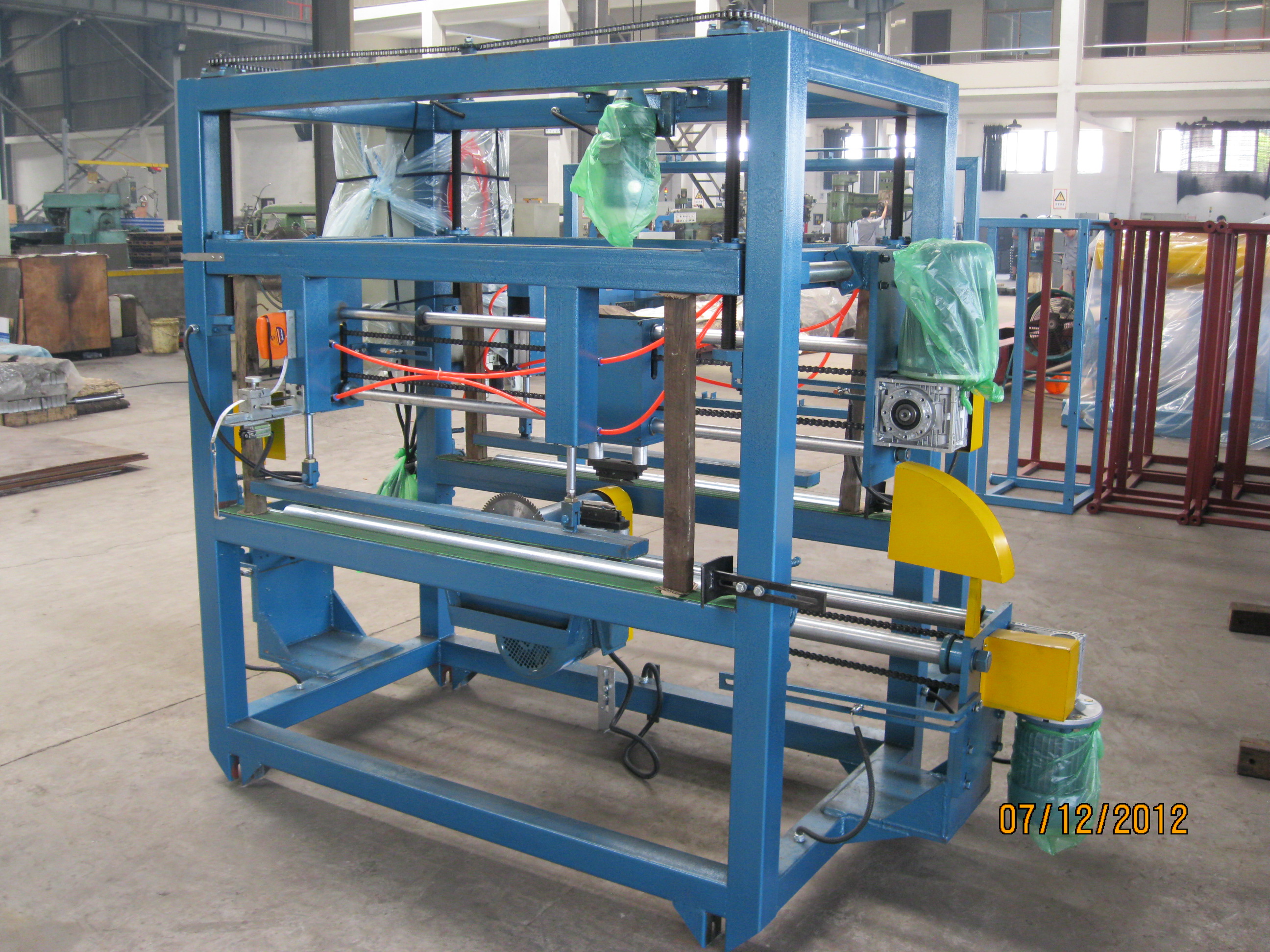 EPS Sandwich Panel Production Line 28KW For Insulation Panel