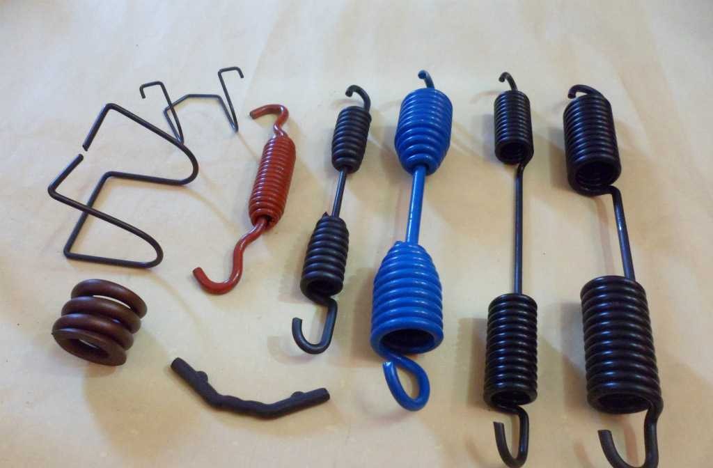 Versatile Computer Control Extension Spring Machine With Spinner 380V 50Hz 2.7 KW