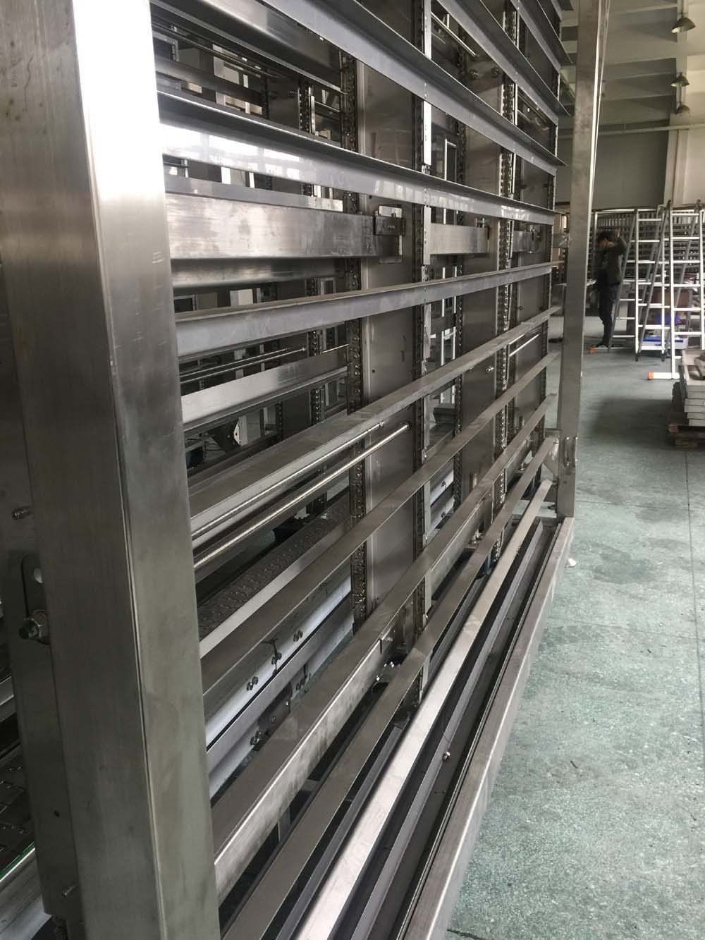 Vertical 220V Multi Step Baking Pan Bread Cooling Tower
