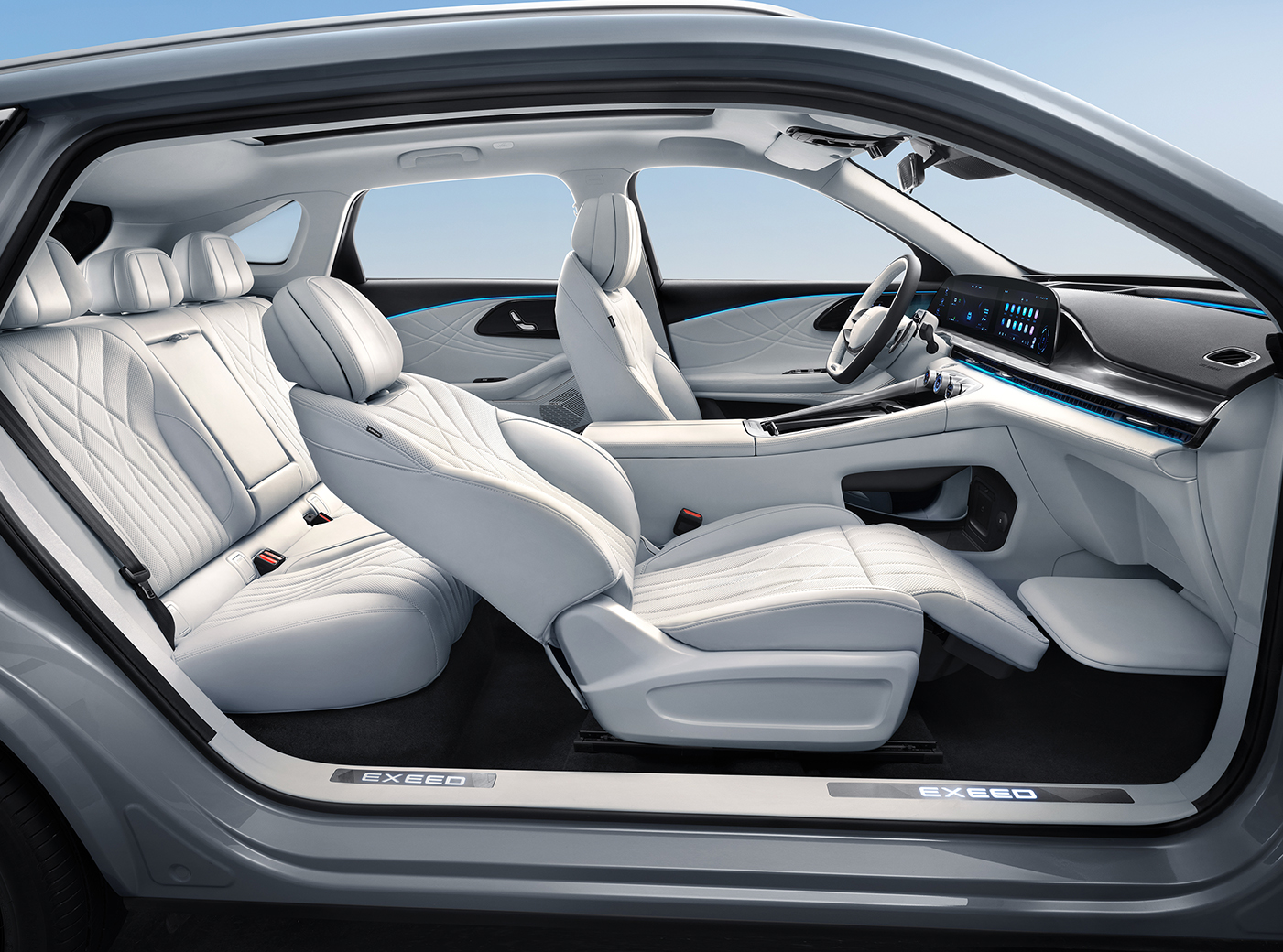 EXEED STELLAR 2024 2.0T 2WD 4WD 5 Seats High Speed Gas Sports Car Big SUV From Within Automatic Air Conditioner