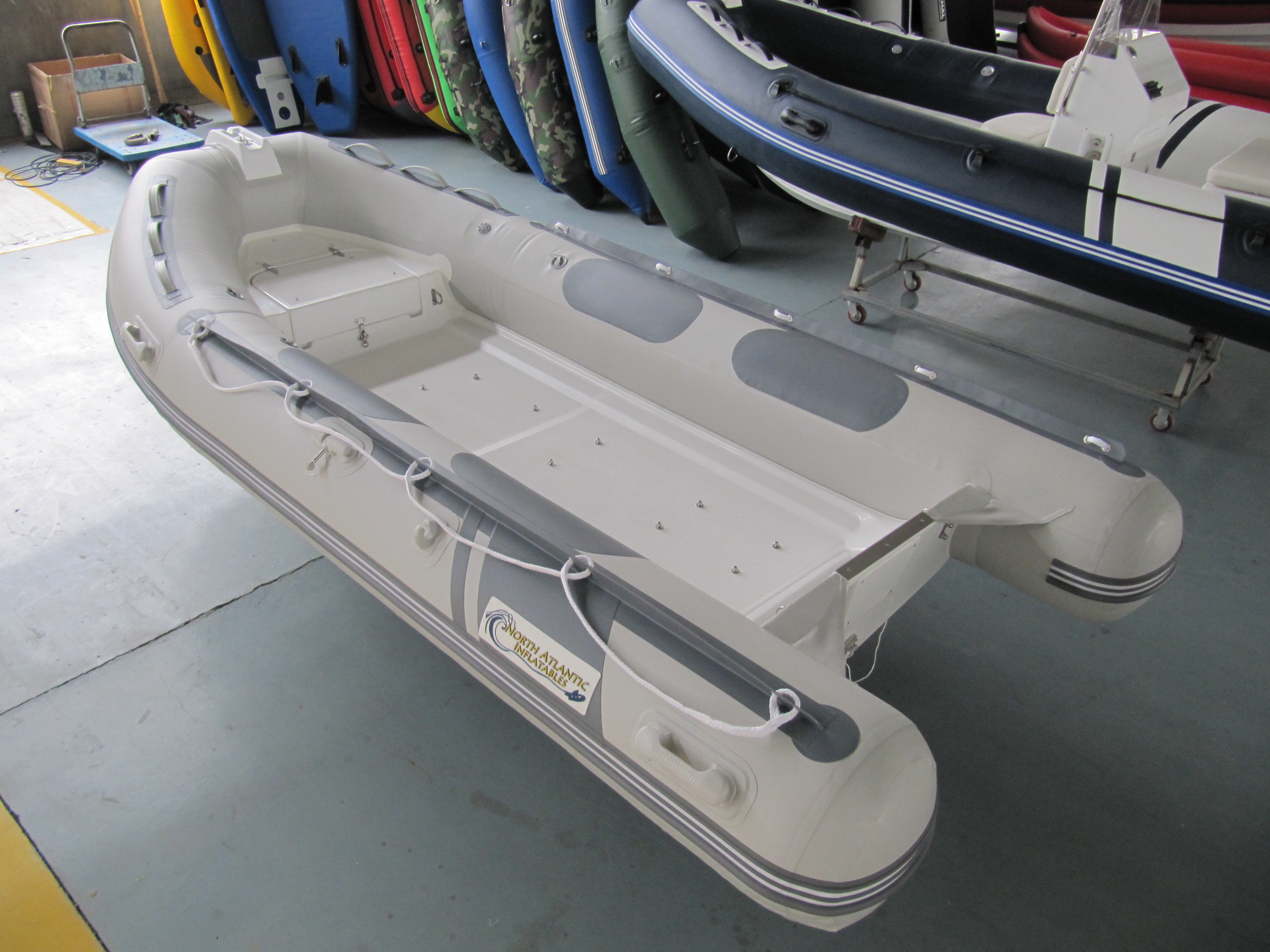 2022 rib boat inflatable speed boat 390cm rib390B more colors with center console