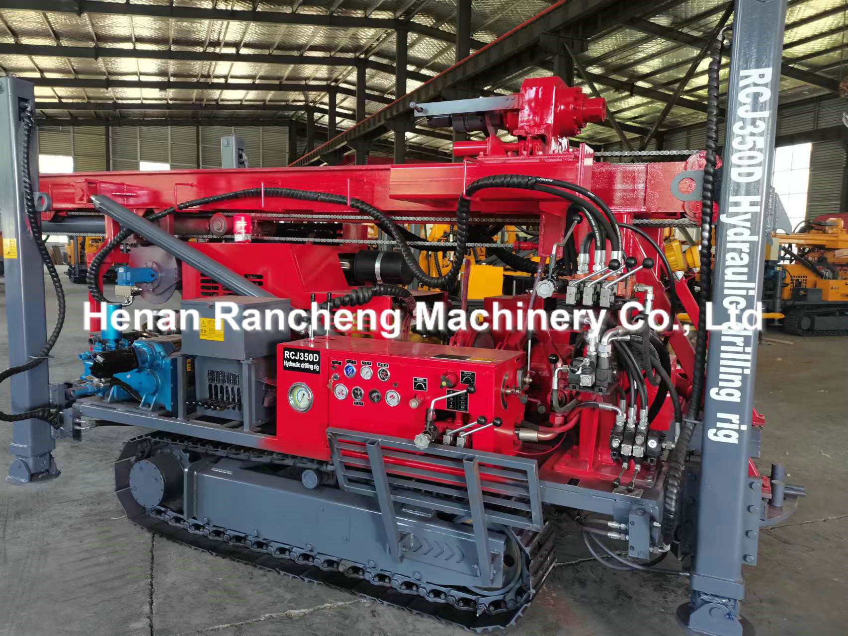 65KW Water Well Drilling Machine 75mm - 350mm Diameter Hydraulic Well Drilling Rig