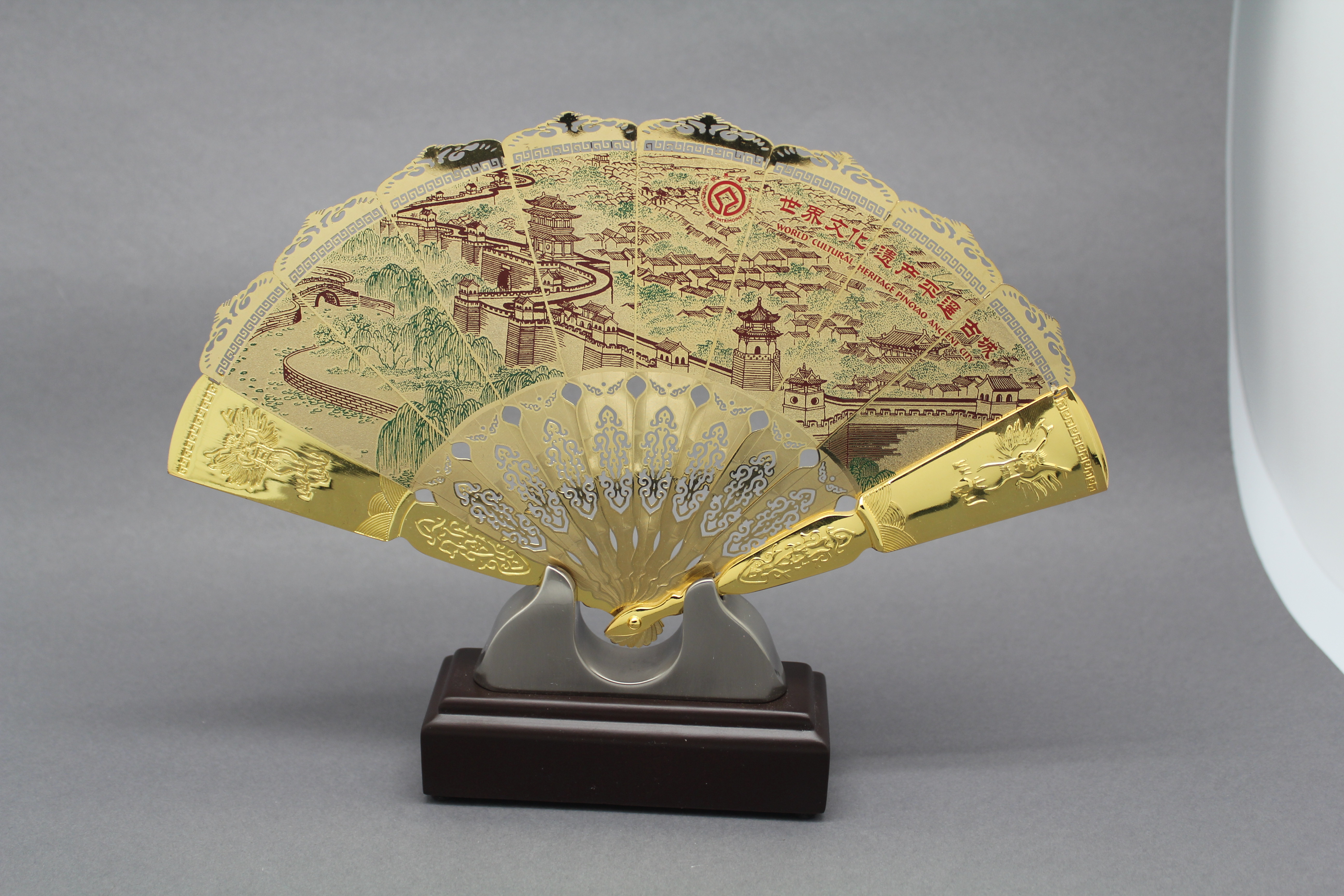 Luxury 304 Stainless Steel Metal Gold Folding Fan For Decoration 85*54mm Etch Technique