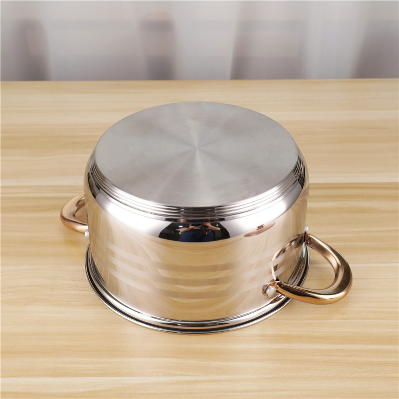 Golden Coating Individual Casserole Cooking Soup Pot 24cm