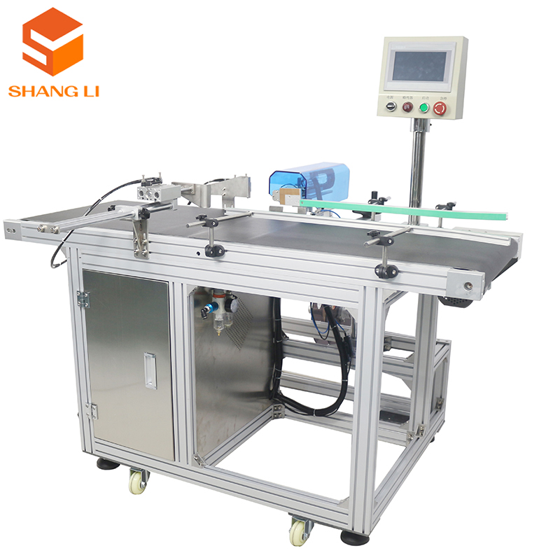 Electric Driven Sticker Labeling Machine for Plastic Bags at 40-1200PCS/min Speed