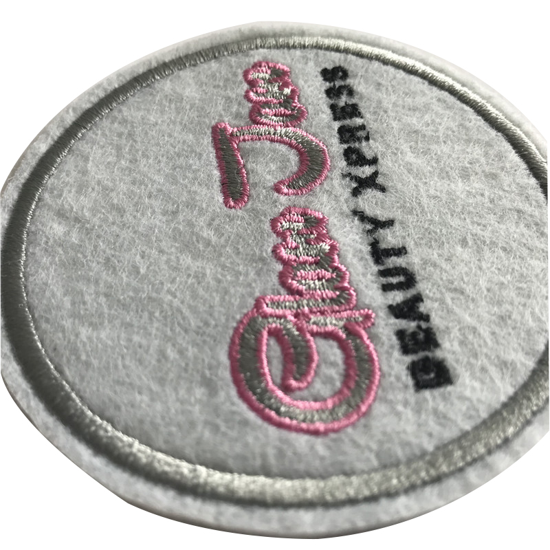 Custom Logo Iron On Embroidered Patches Circle Shape Fashion For Handbag / Clothing