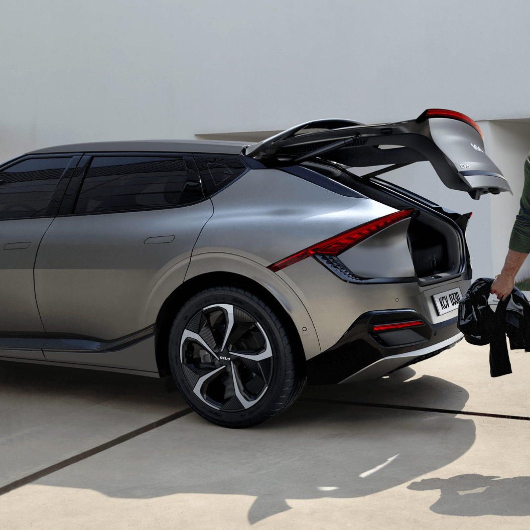 2024 Pure Electric Kia EV6 Listing Sports Car with Very Long Endurance Pure Electricity and 740Nm Maximum Torque