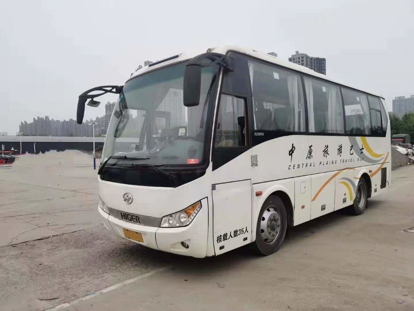 2013 Year 35 Seats Used KLQ6808 Bus Used Coach Bus With LHD Steering Diesel Engines