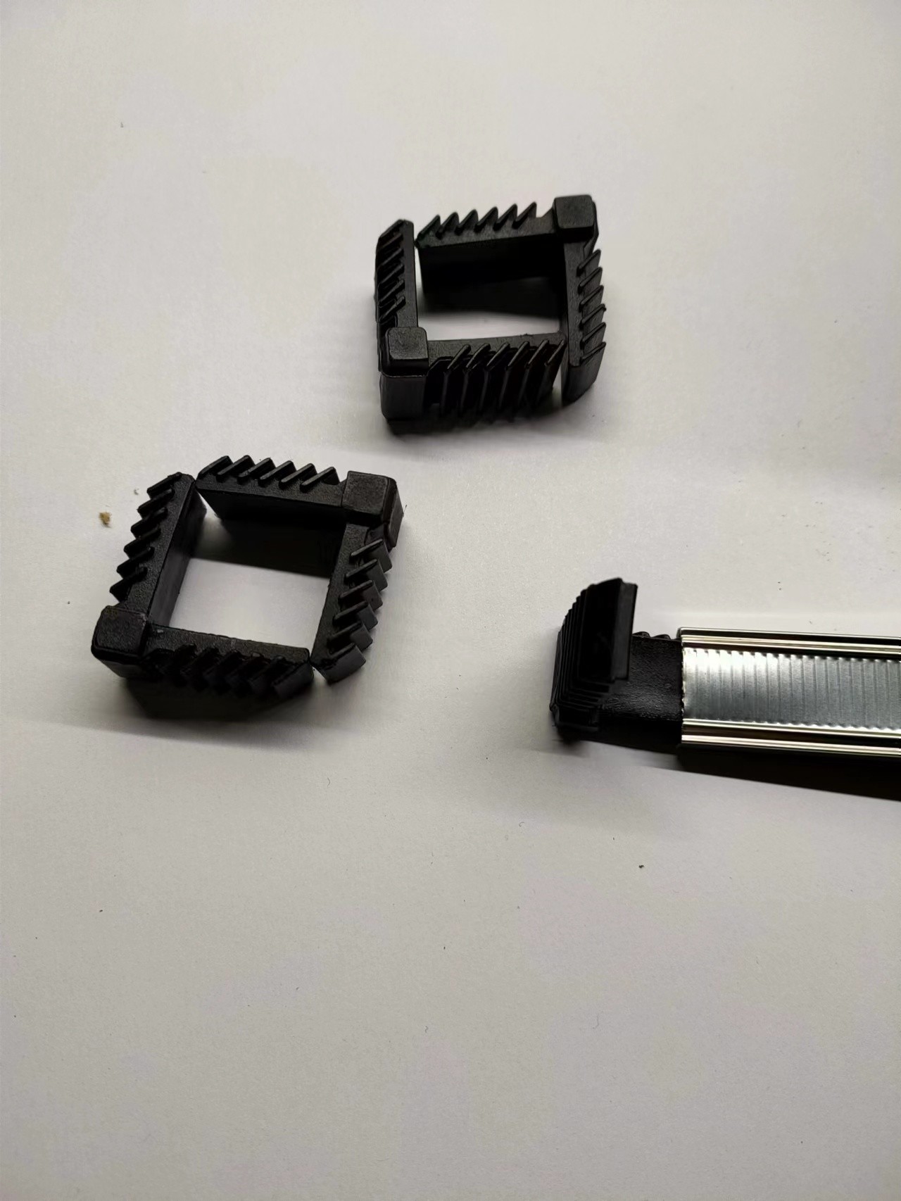 Compound Plastic Corner Connector Warm Edge Spacer Bars 6A