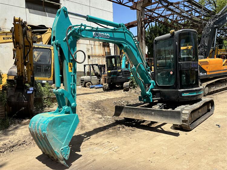 40.5 KW Original Japanese Kobelco 55sr 5-ton Mini Excavator Crawler Excavator Machine