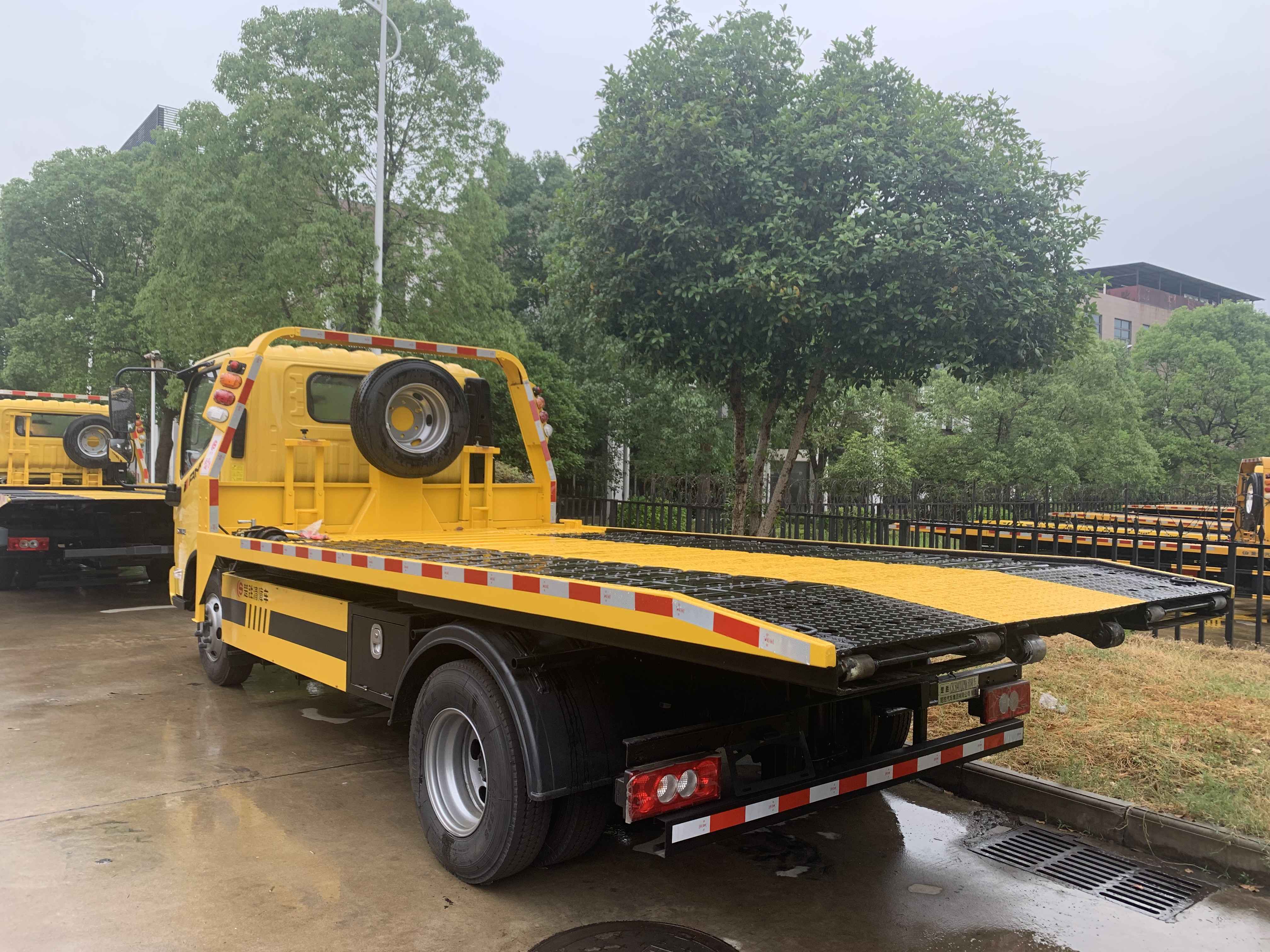 FOTON Flat Bed Towing EURO 5 Flatbed Tow Truck For Rescue Vehicle