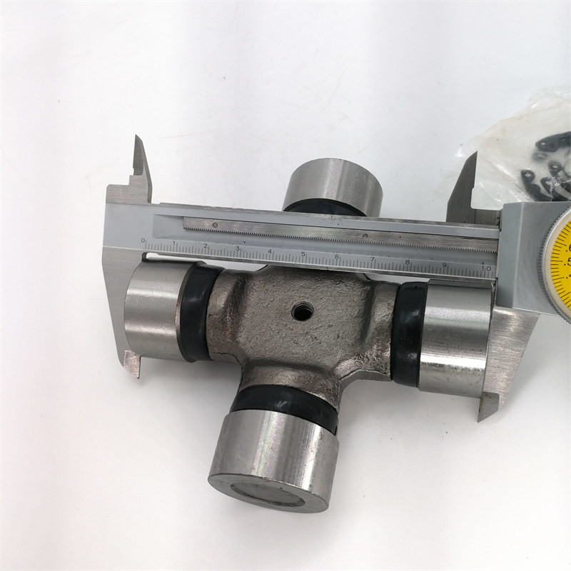 GUM-75 Universal Joint Bearing 0.67KG 102.00X31.75mm TS16949 Certificated