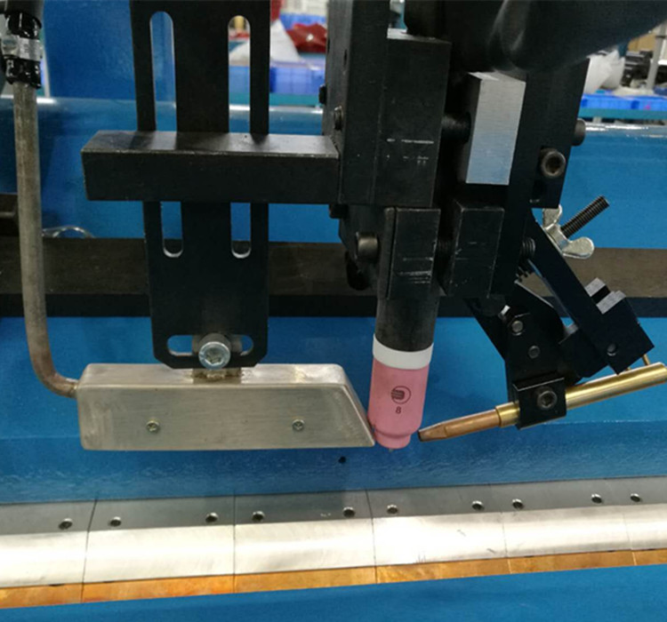 Stainless Steel Longitudinal Seam Welder 380V Straight Weld Seam Machine For Metal Pipeline