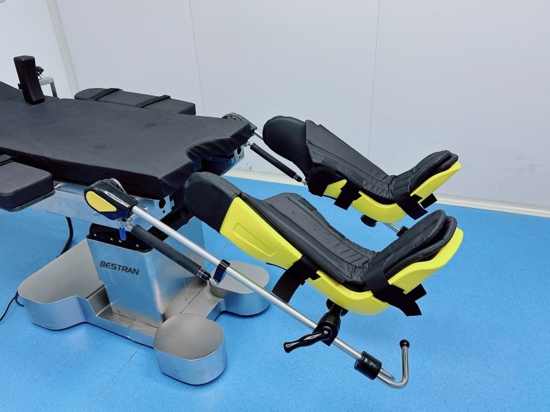 Adjustable Lithotomy Position Table With Stirrups For Urological Gynecological Obstetric Surgeries