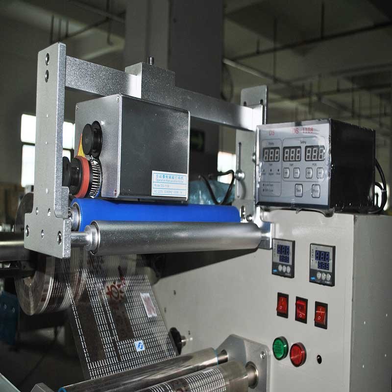500+ Per Minute High Speed Lutein Gummies Automatic Feeding Pillow Packing Machine