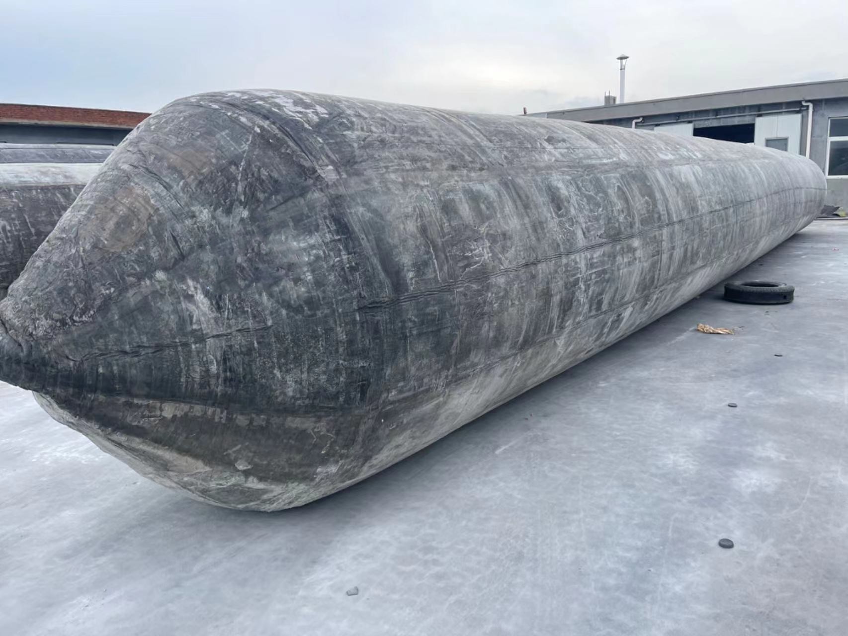 Ship Launching Heavy Duty Air Bags Made Effortless With Boat Lift Air Bags High Pressure