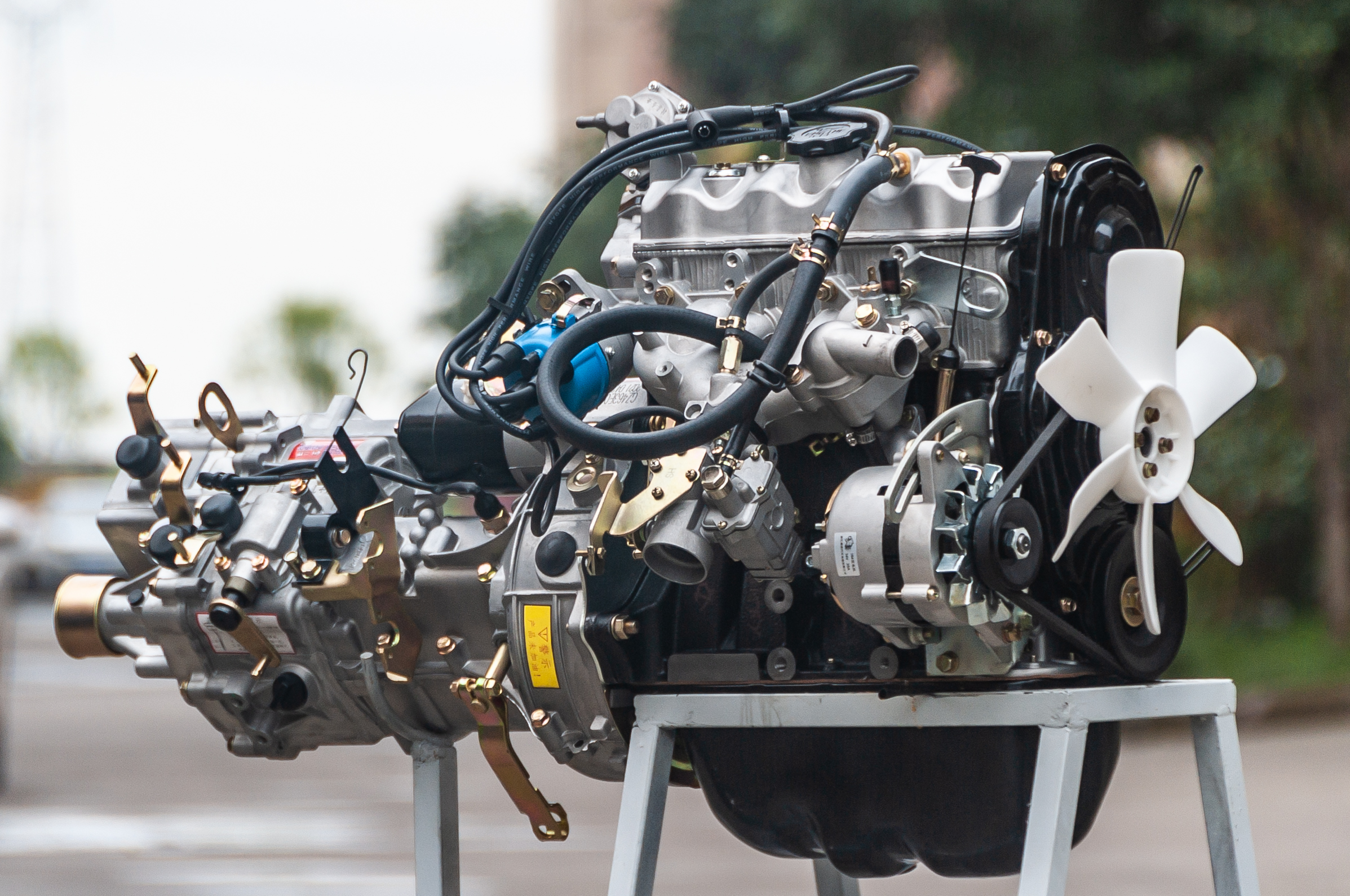 DAYANG 1.35l Carburetor Engine 465 1000CC Water Cooled 4 Stroke 4 Cylinder Style