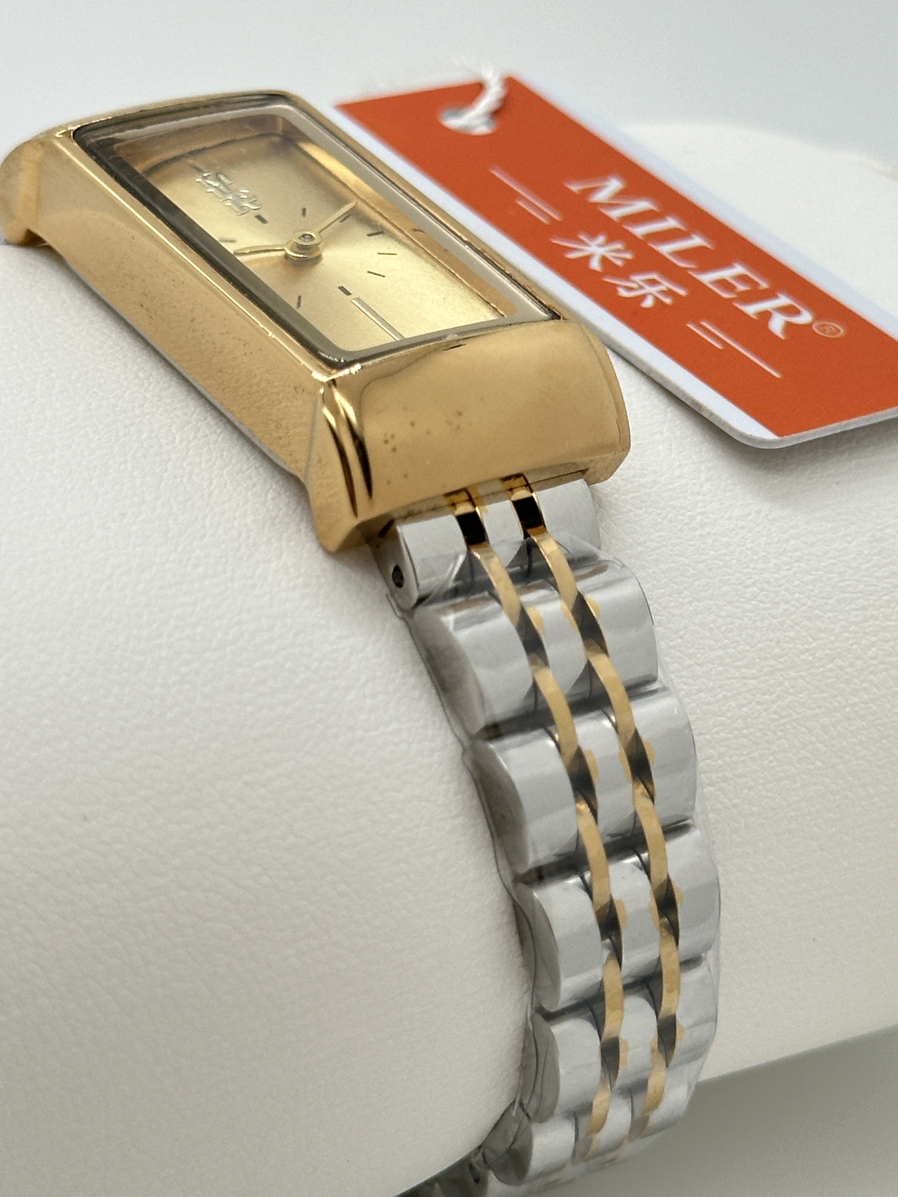 Fashion Scratch-Resistant and Water-Resistant Quartz Wrist Watch for Outdoor Activities