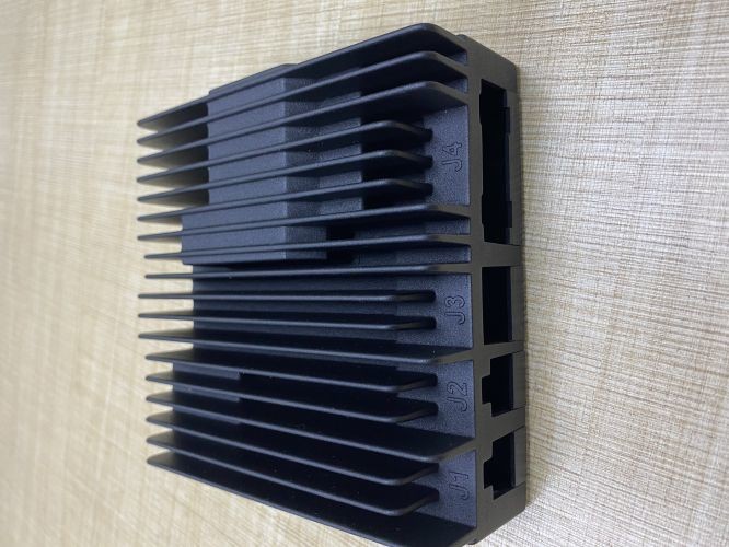 Irregular Extruded Die Casting Parts ADC12 Ra 0.4 Precision Cast Components