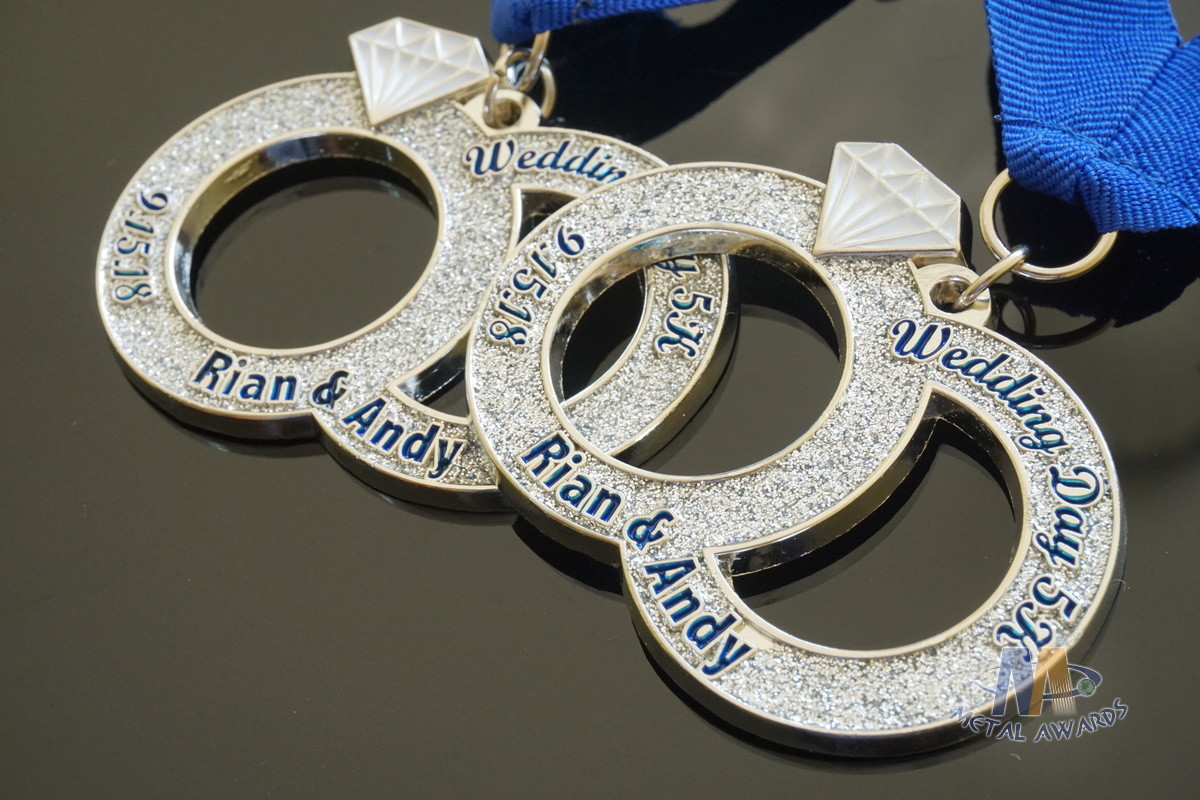 Wedding Day 5K Running Metal Medal With Soft Enamel And Glitter Colors , Printing Ribbon