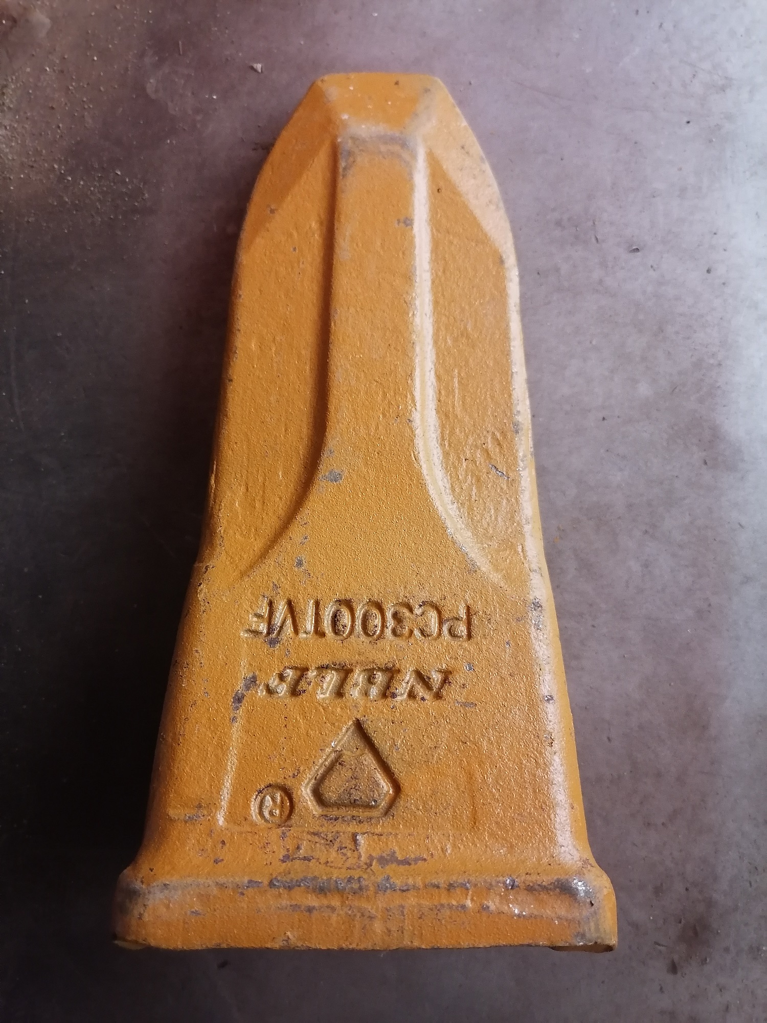 DIAMOND NBLF Excavator Parts Best Price And Strong Bucket Tooth FOR PC300 EXCAVATOR