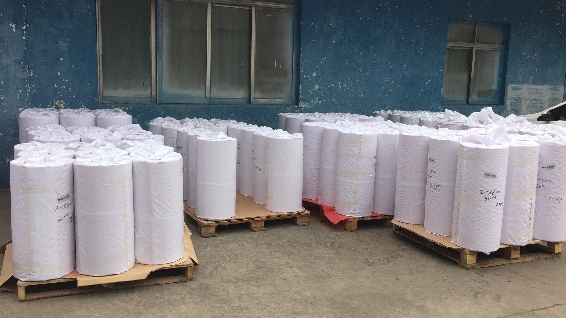 White Transformer Raw Material Fiberglass Mesh Cloth For Electrical Insulation Bushing
