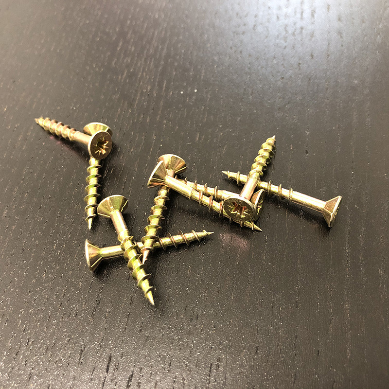 M4.0x30MM Hardened Carbon Steel Yellow Zinc Plated CSK Flat Head Pozidirv Chipboard Screw