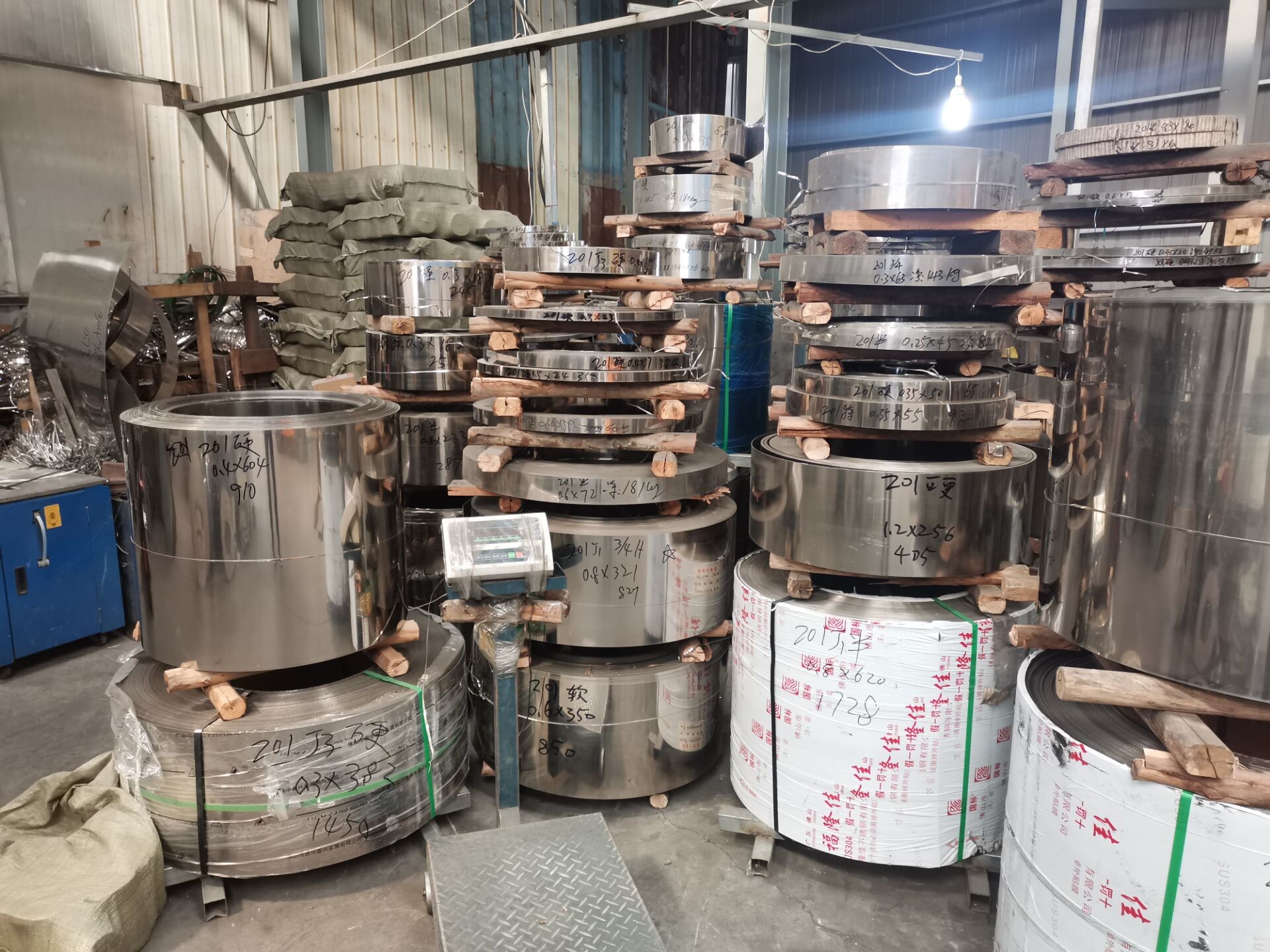 ASTM 309 309s BA Cold Rolled Galvanized Steel Coil For Kitchenware