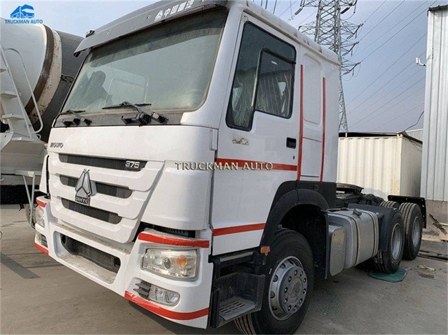 Sinotruck Howo Second Hand Tractor 78440km Mileage Max Speed 102km/H