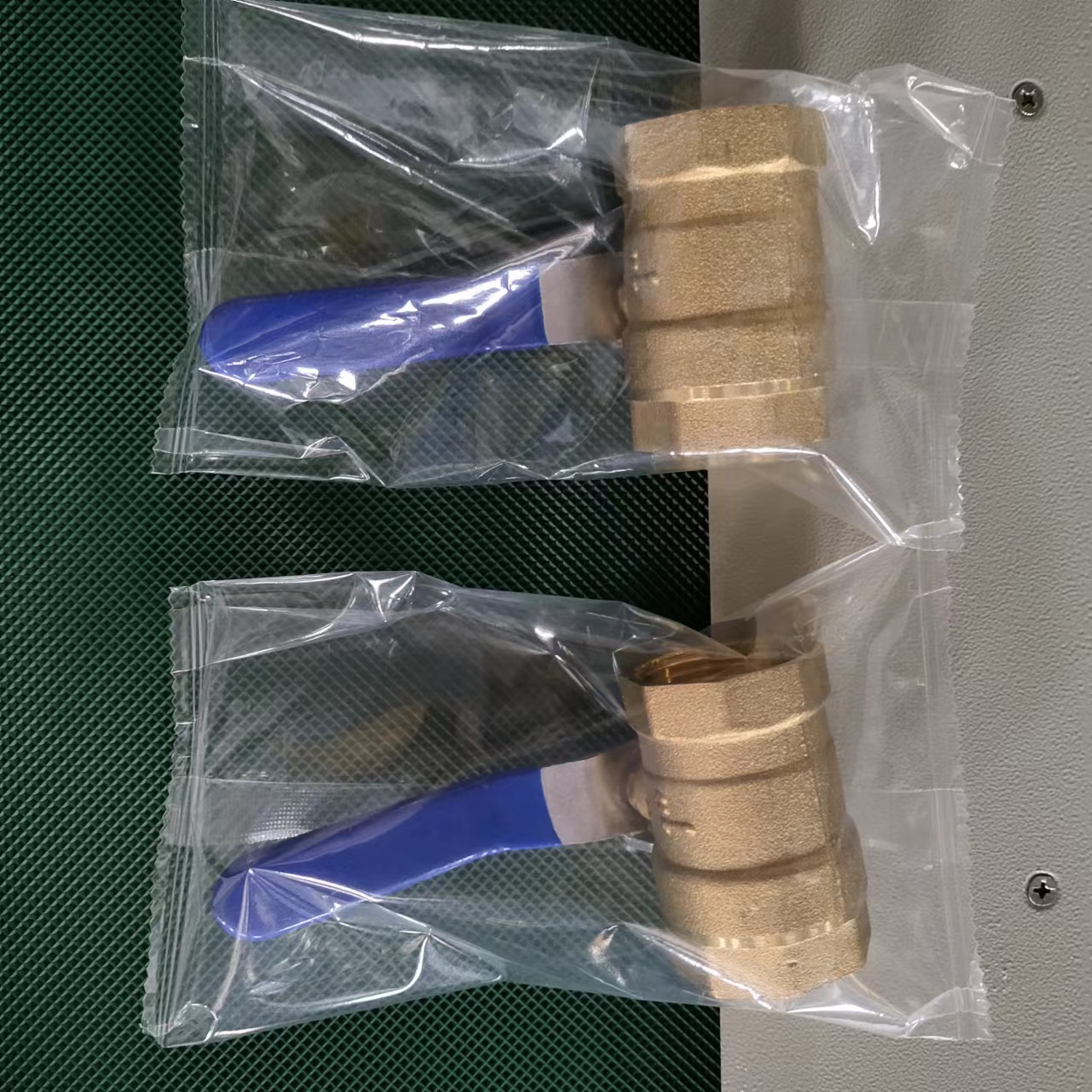 Fully automatic horizontal wrapping flow pack packing machine ice cream lolly popsicle packaging machine