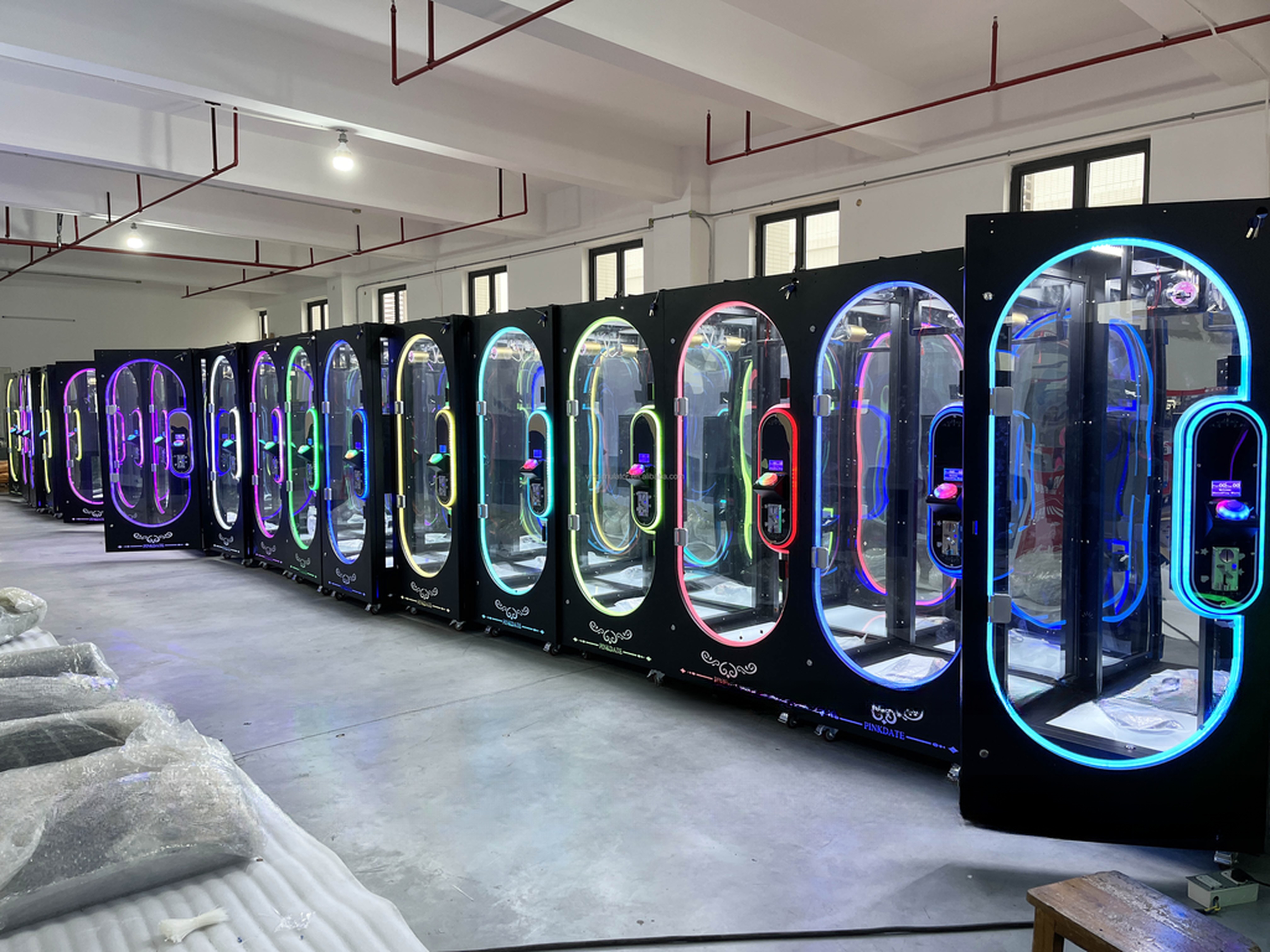 Dreamland factory coin operated cut ur prize vending machine bill acceptor ICT pink date big toys game machine