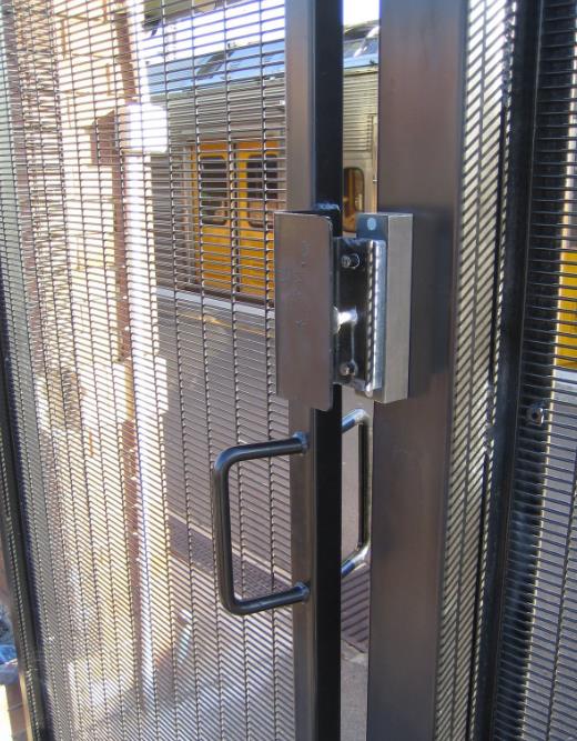 Clearvu Security Fence ,High Security 12.70mm x 76.20mm x 4.00mm wire ridity panels