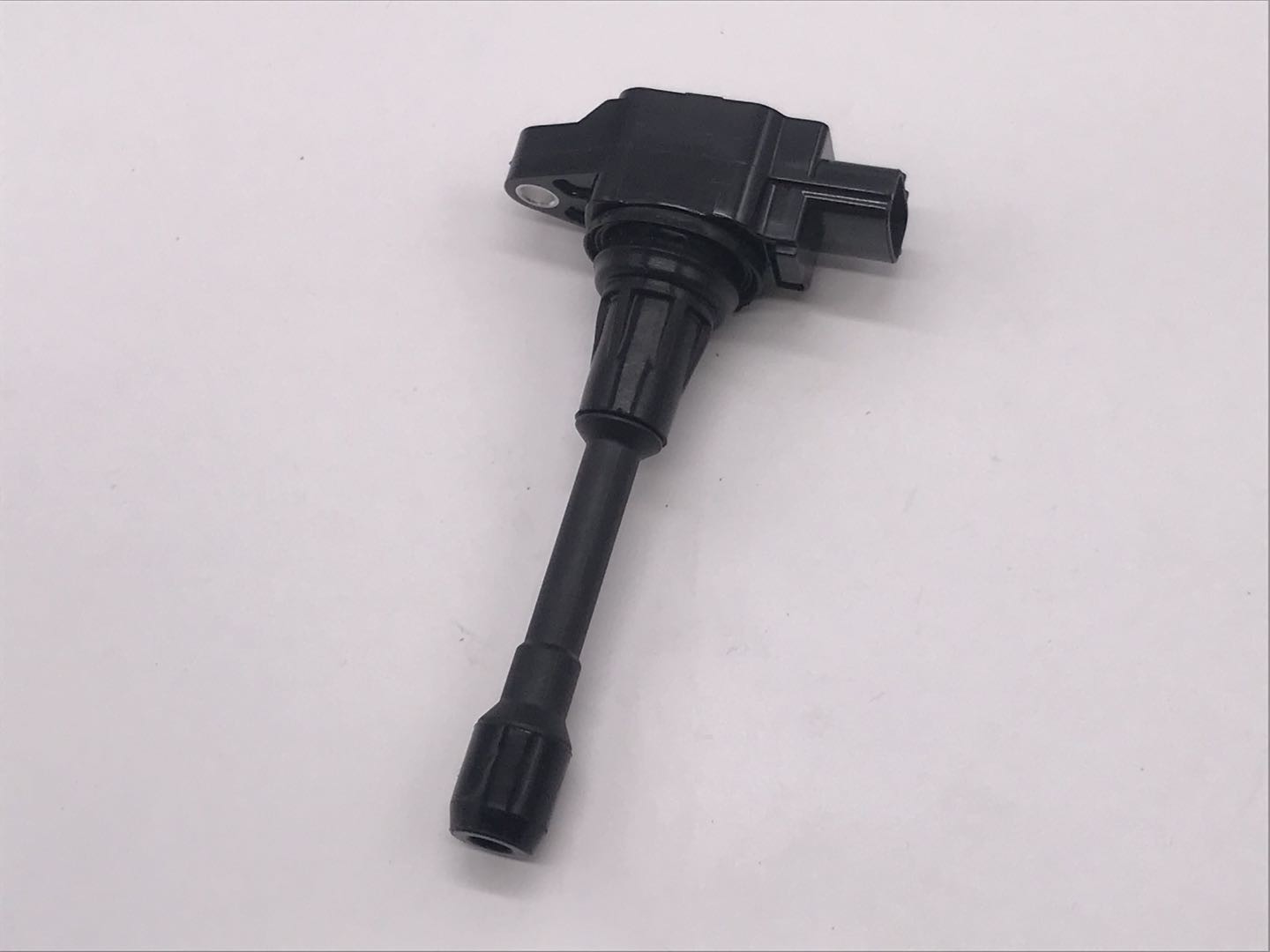 Black 22448-1HM0A Auto Ignition Coil For Teana Qashqai