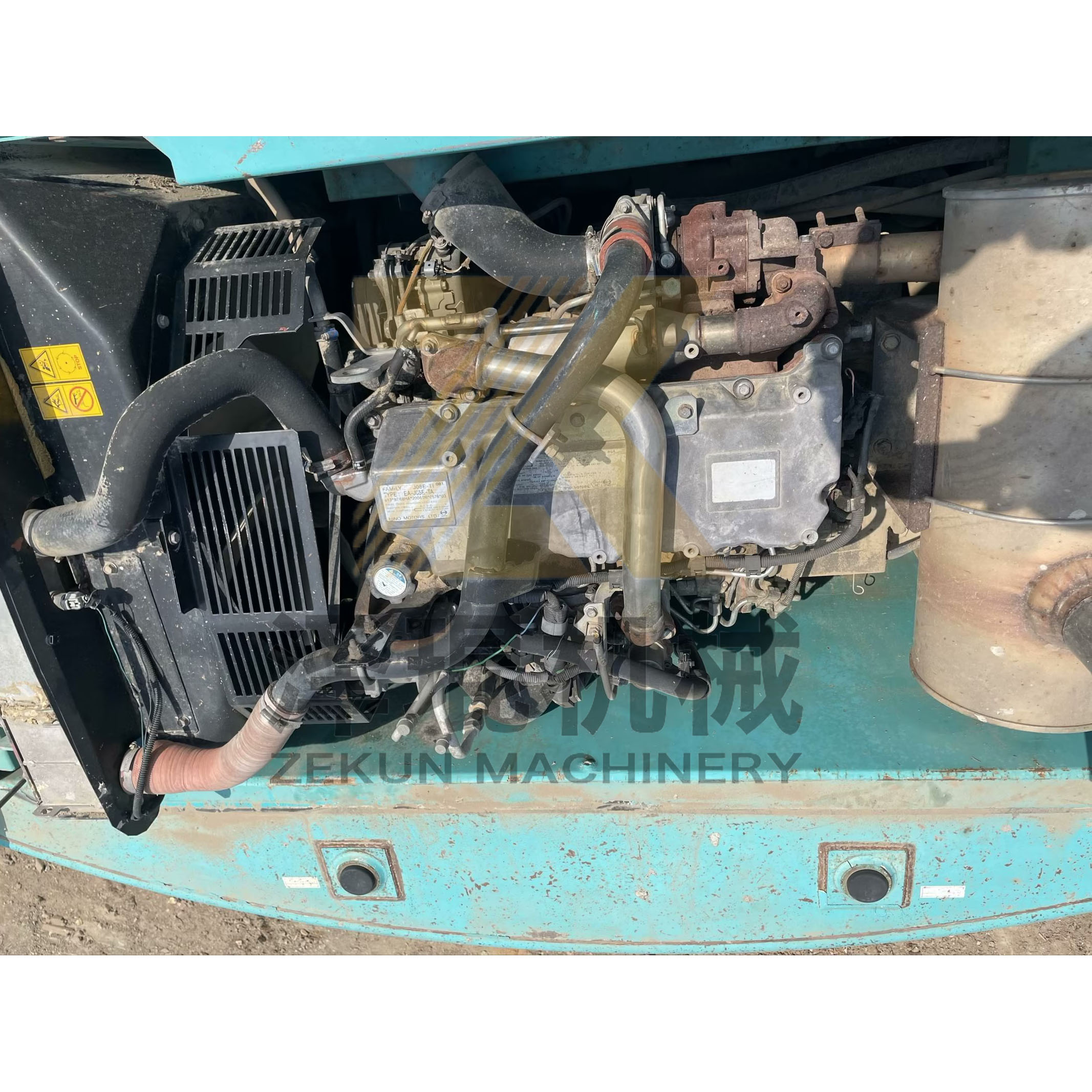 Second Hand Kobelco SK210-8 SK210 Excavator with Hydraulic Valve