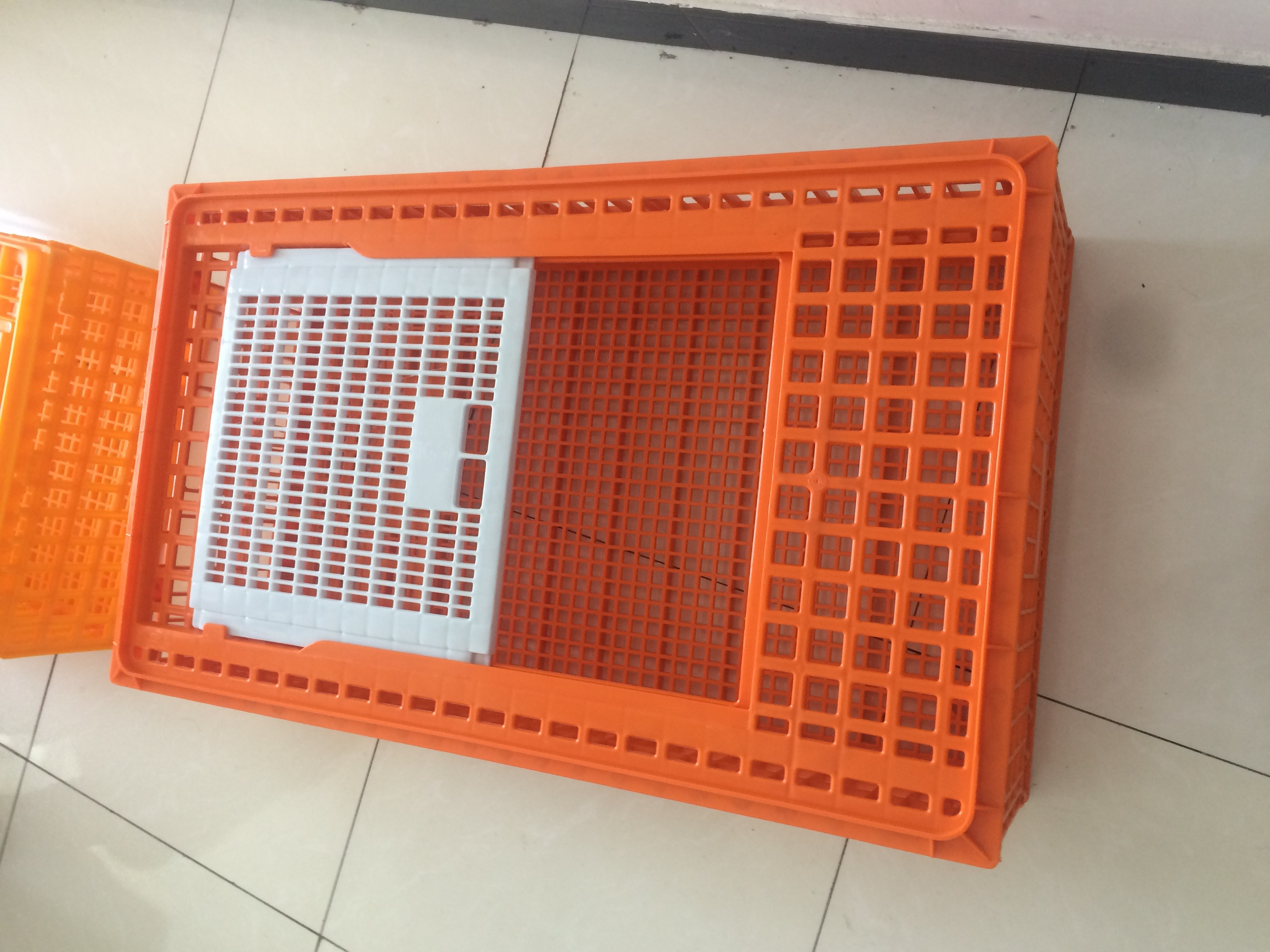 PE 28.5cm Height 14 Chicken 50kgs Plastic Poultry Crate