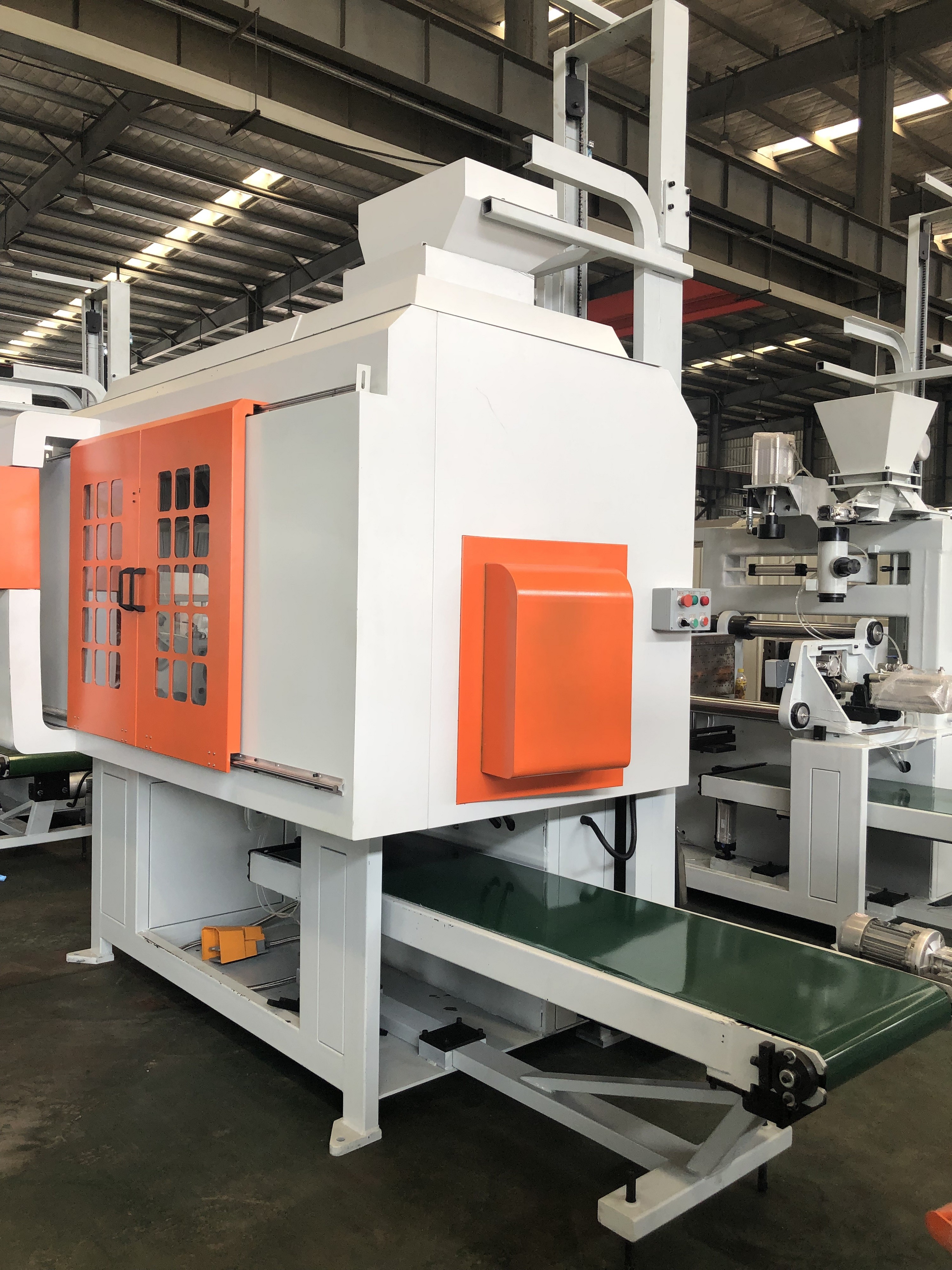 High Efficiency Sand Core Shooting Machine For Casting Sand Brass Fittings