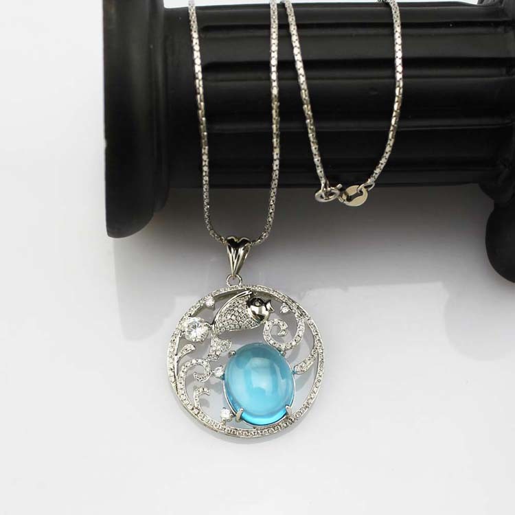 Fashion Silver Jewelry Oval Dome Blue Topaz CZ Fish Charm Jewelry (PSJ0354)