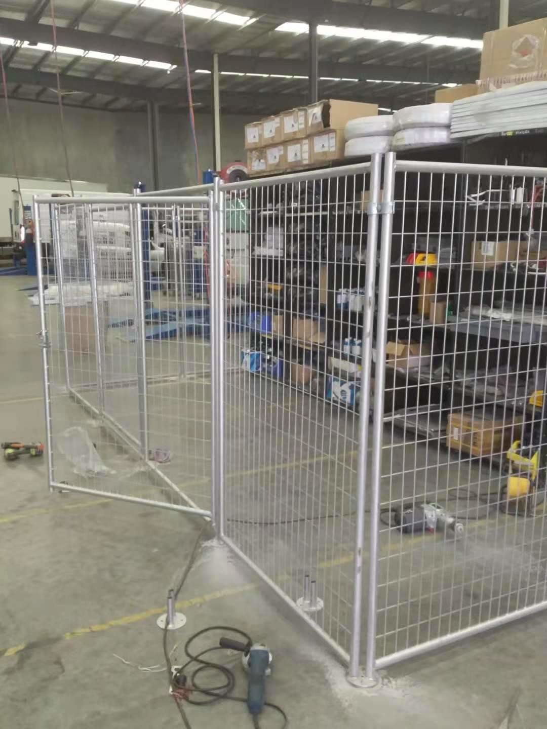 Rustproof Temporary Metal Fence Panels , 2.1x2.4m Galvanised Weld Mesh Panels