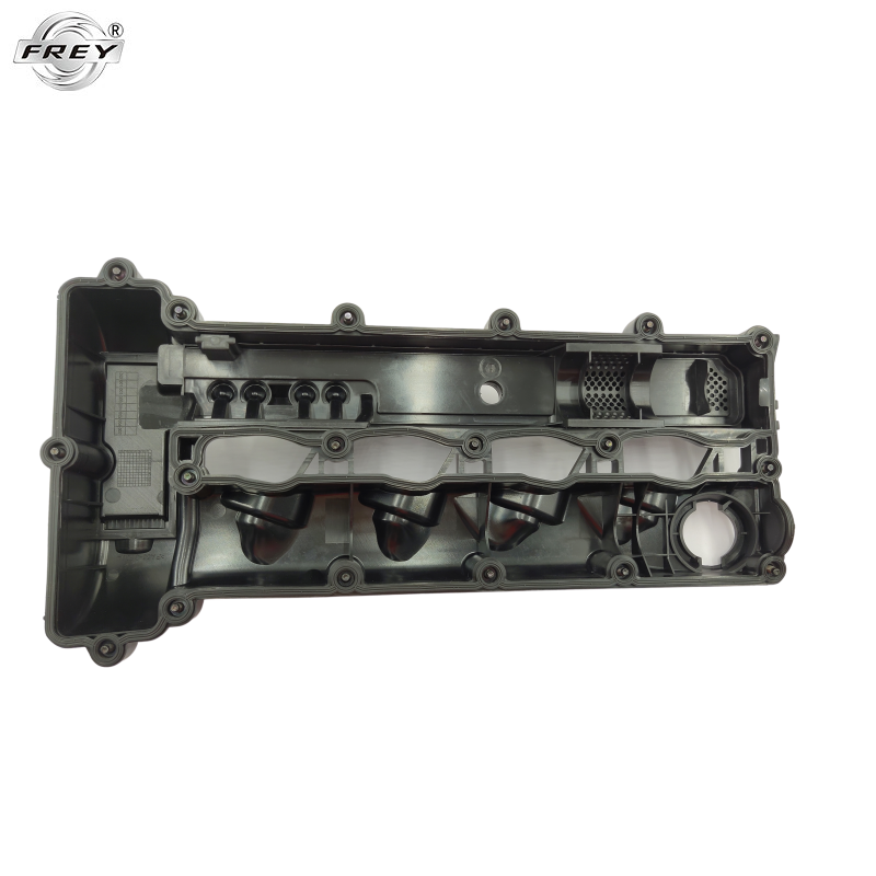 6510100830 Auto Engine Spare Parts Engine Cylinder Head Cover For Mercedes Benz OM651