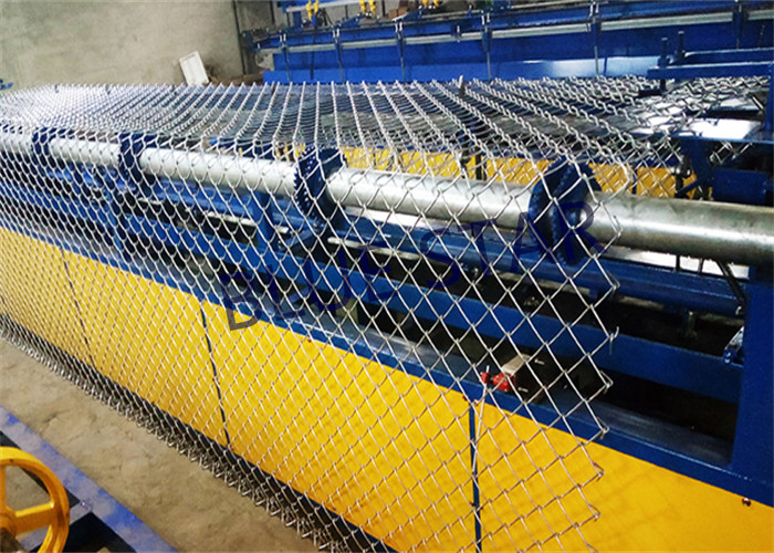 Green / Balck Wire Mesh Fencing PVC Coated 0.5 - 6m Width Chain Link Fence