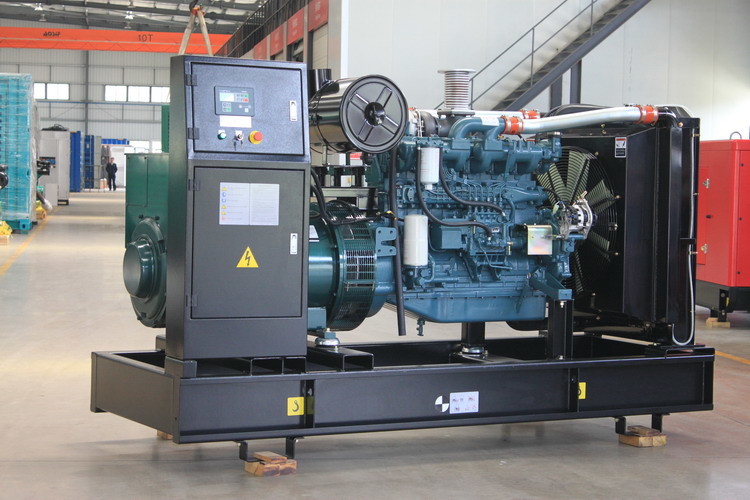 Construction Machinery Soundproof Korea Doosan Diesel Generator 120KW 155KVA