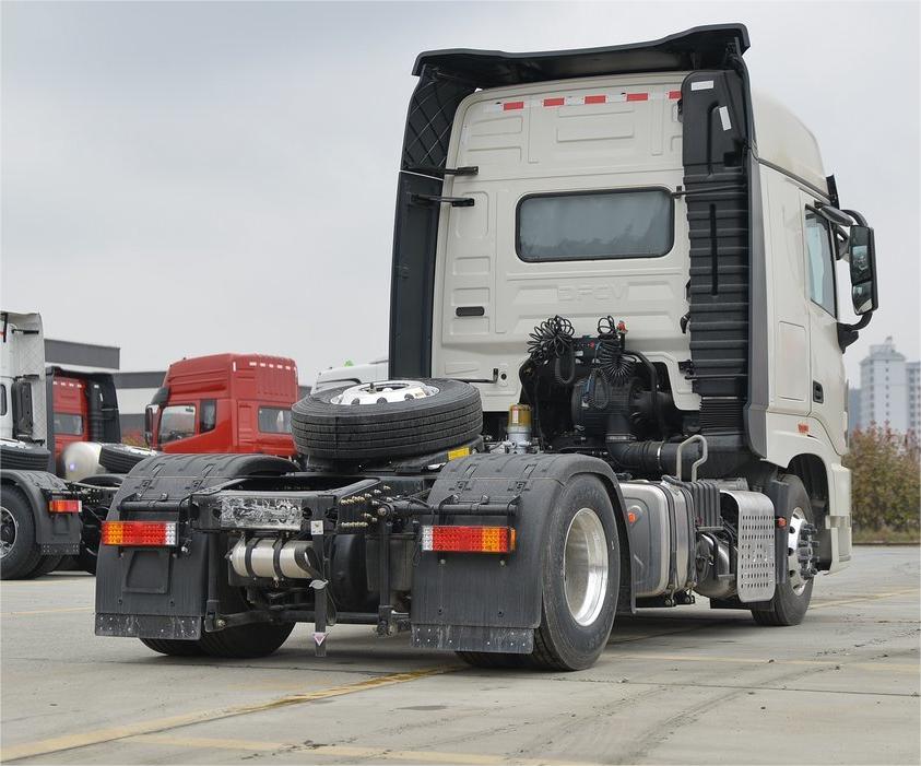 Dongfeng Sinotruk 6X4 EV Dump Truck Standard Edition Pure Electric Heavy Duty Tractor Truck