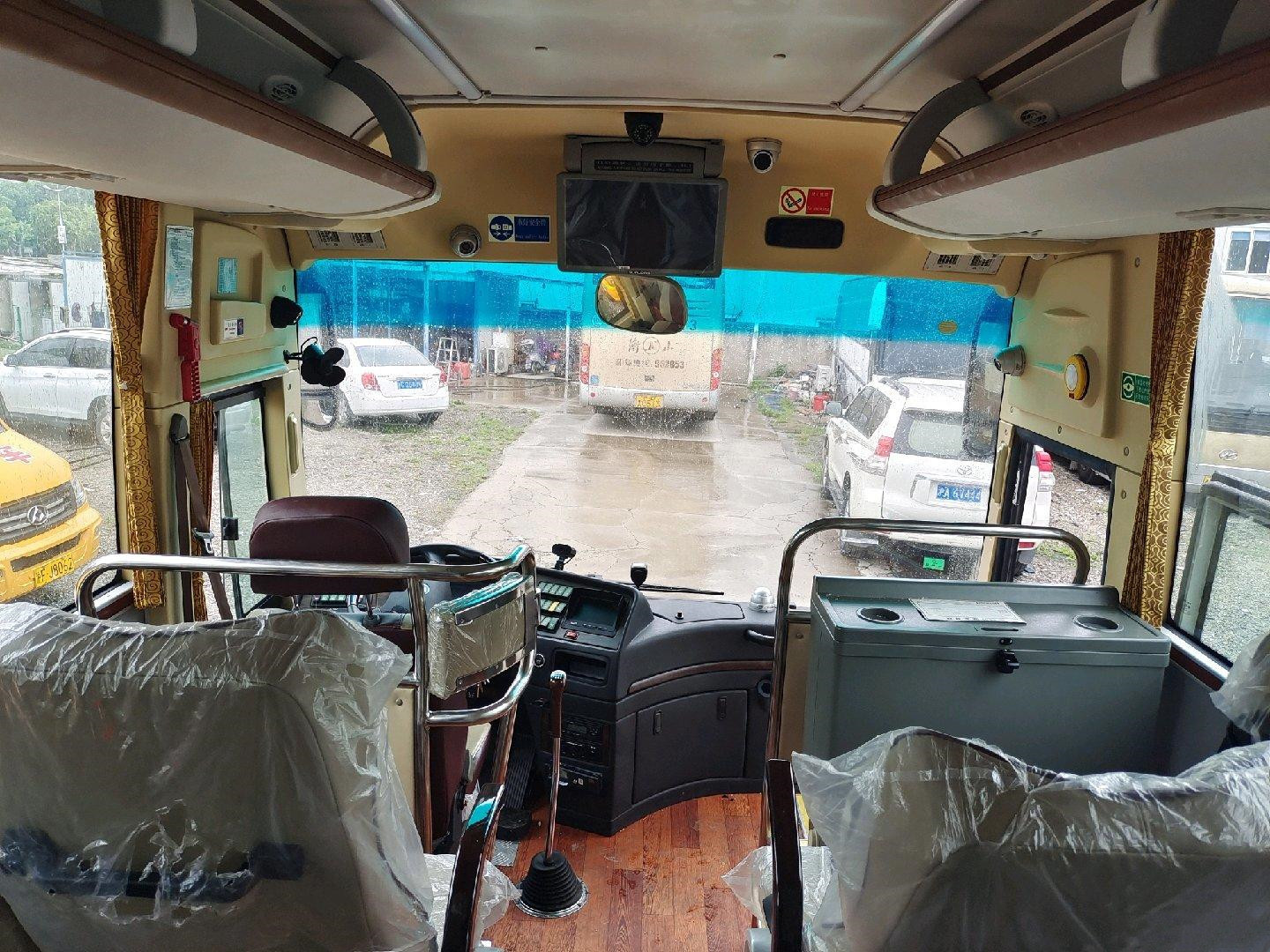 38Seats New Tour Bus Sunlong Brand SLK6903 Airbag Chassis 2020 Euro6 New Coach Bus Low Kilometer Yuchai Rear Engine