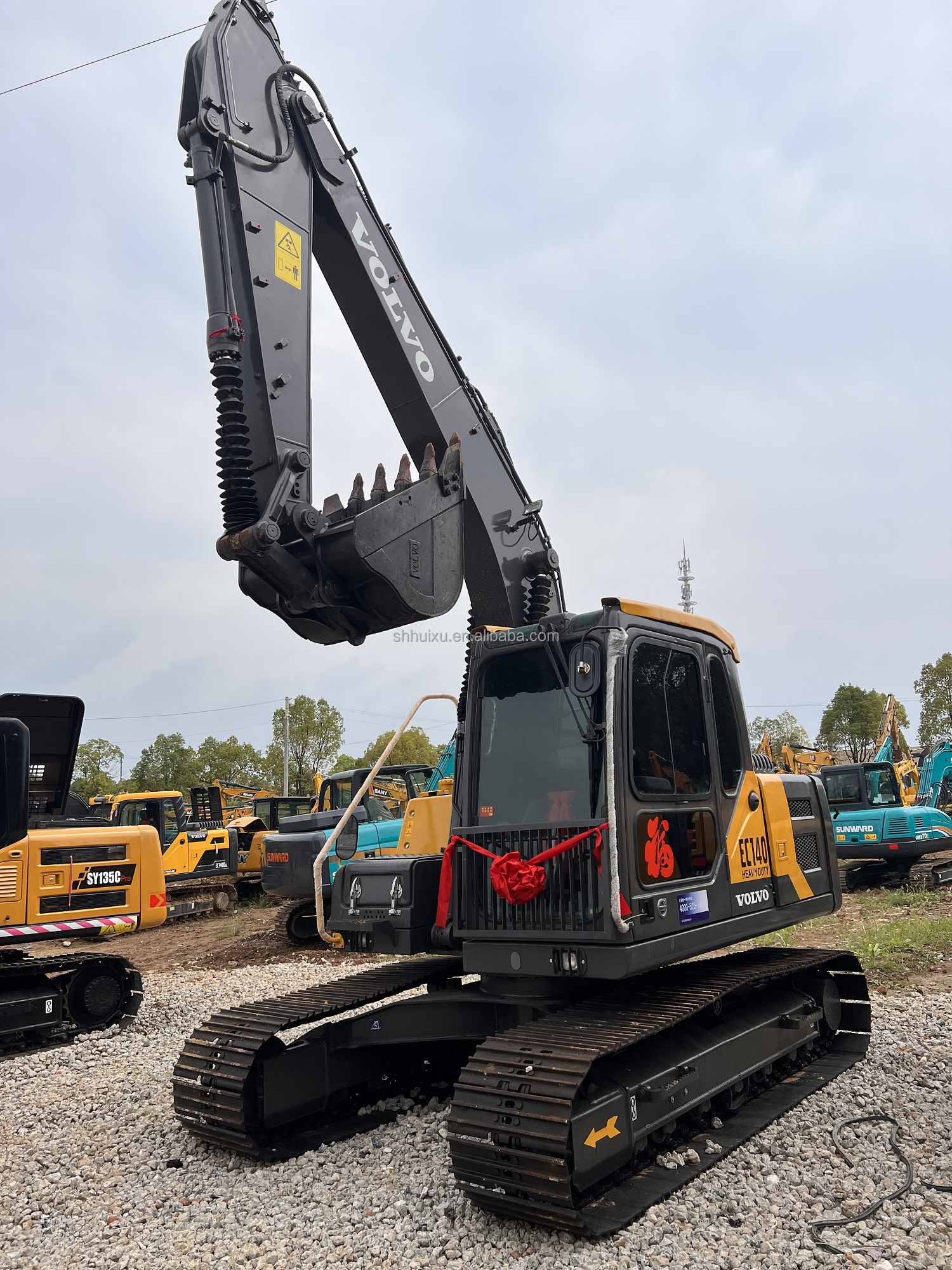 Second Hand Crawler Excavator VOLVO 140 Used Digging Machine