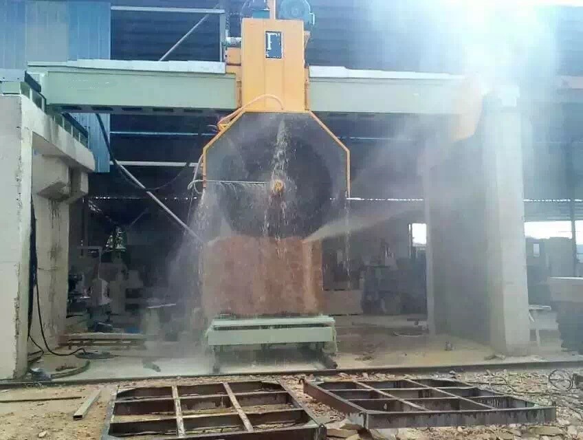 Granite Block Cutting Machine