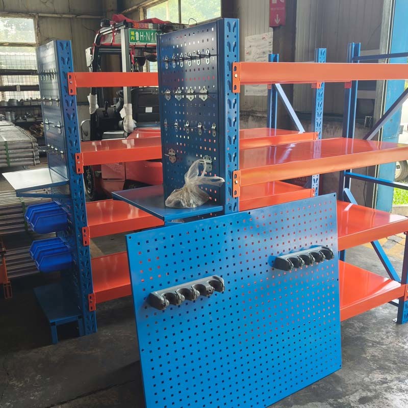 Indoor Adjustable Shelves Medium Duty Industrial Rack Shelving For Optimal Space Utilization